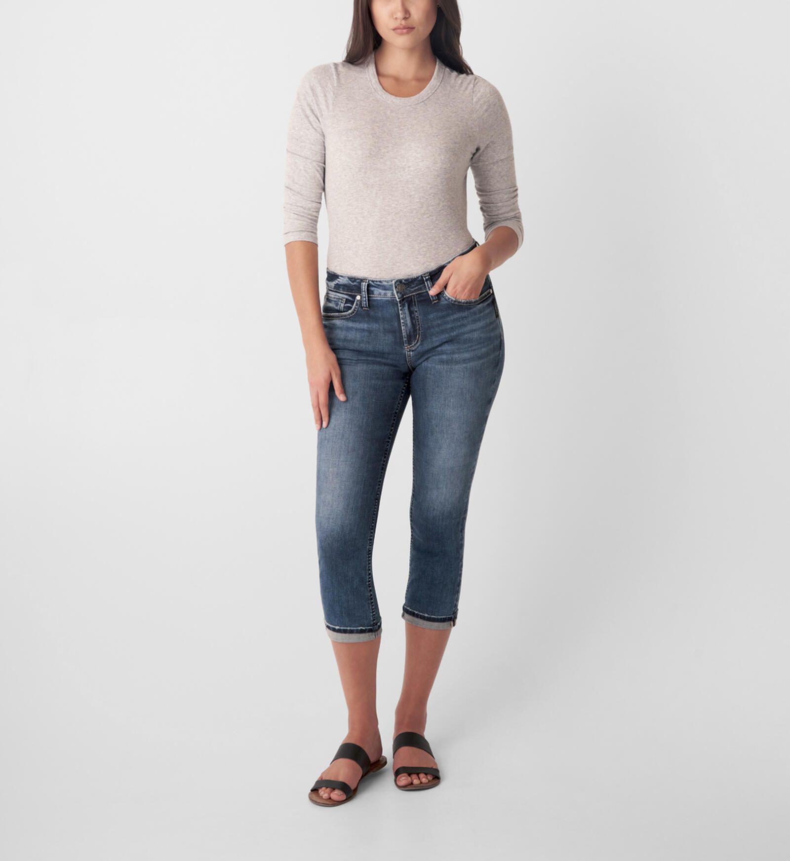 Silver Jeans Co. Women's Elyse Mid Rise Capri, Dark Power Stretch, 25 :  : Clothing, Shoes & Accessories