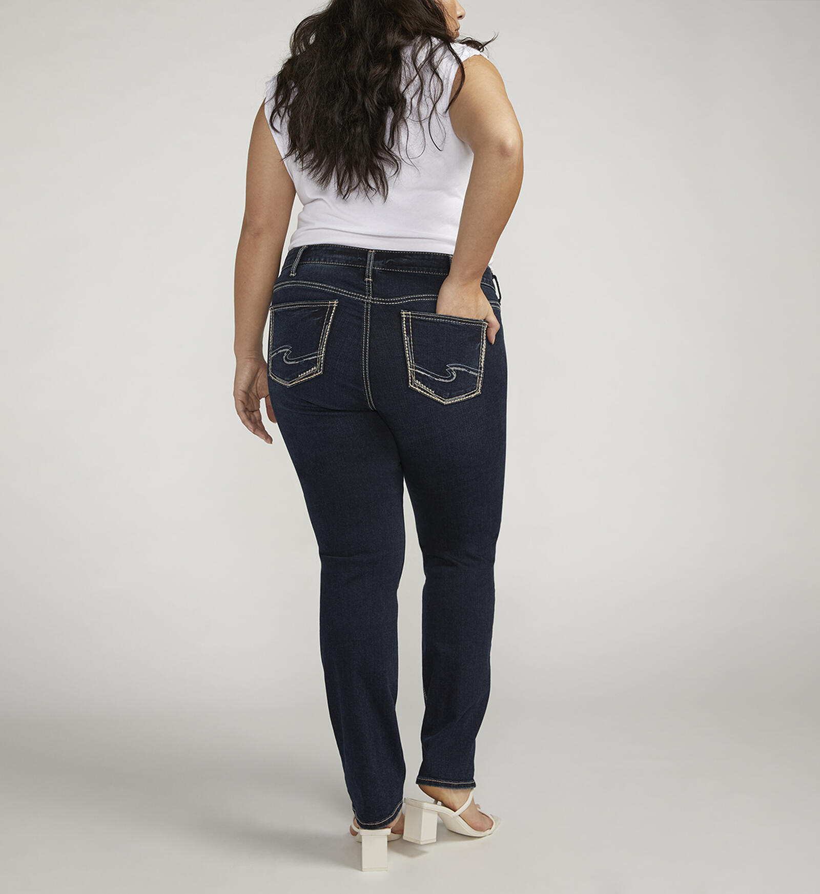 Buy Elyse Mid Rise Straight Leg Jeans Plus Size for USD 94.00