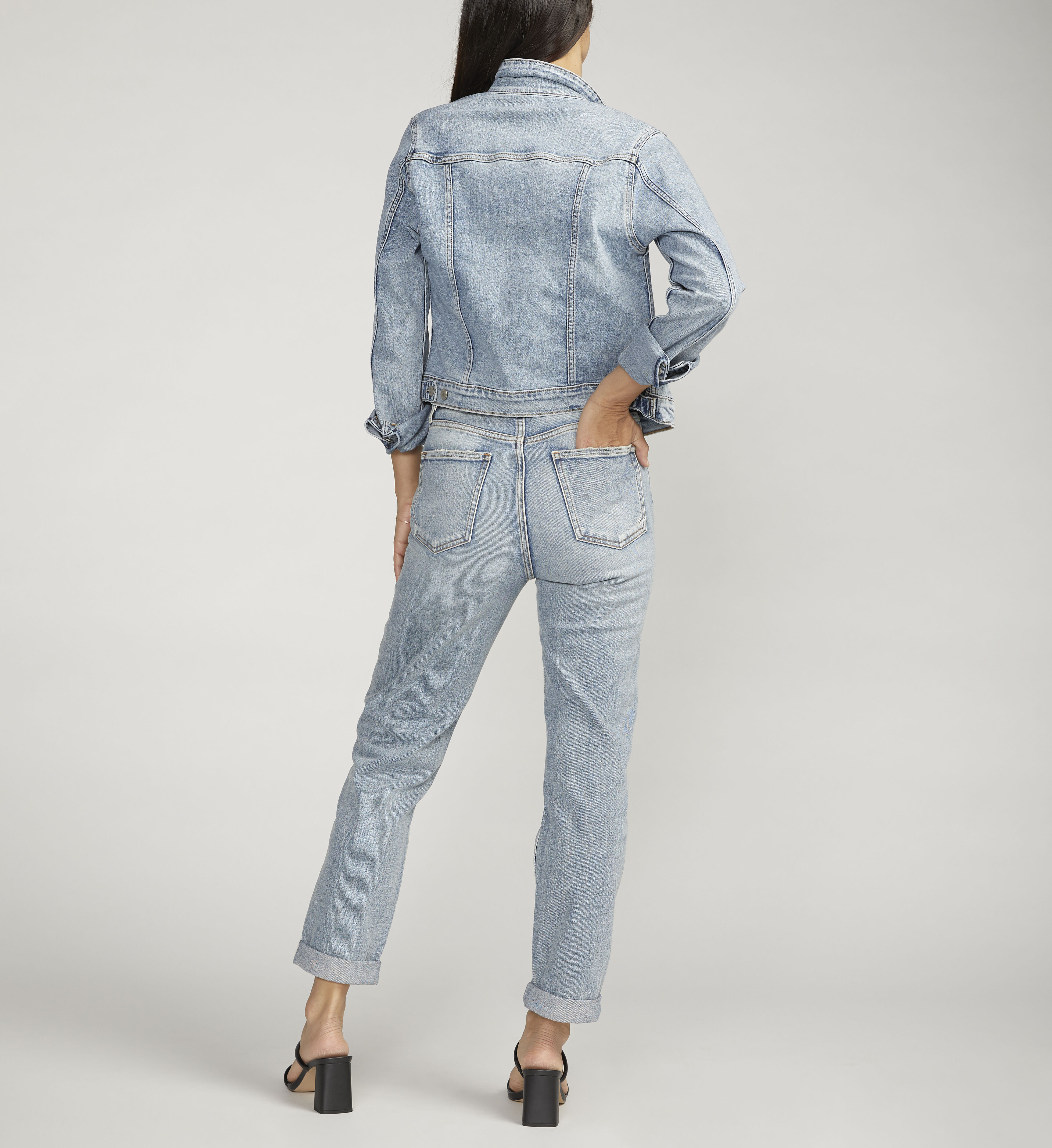 Buy Fitted Denim Jacket for USD 88.00 | Silver Jeans US New