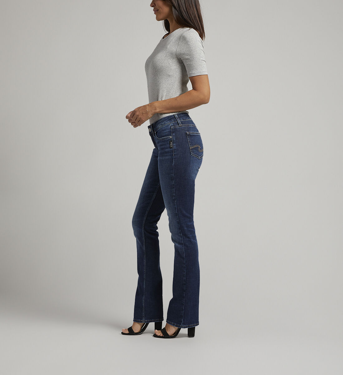Buy Suki Mid Rise Slim Bootcut Jeans for USD 84.00 | Silver Jeans 