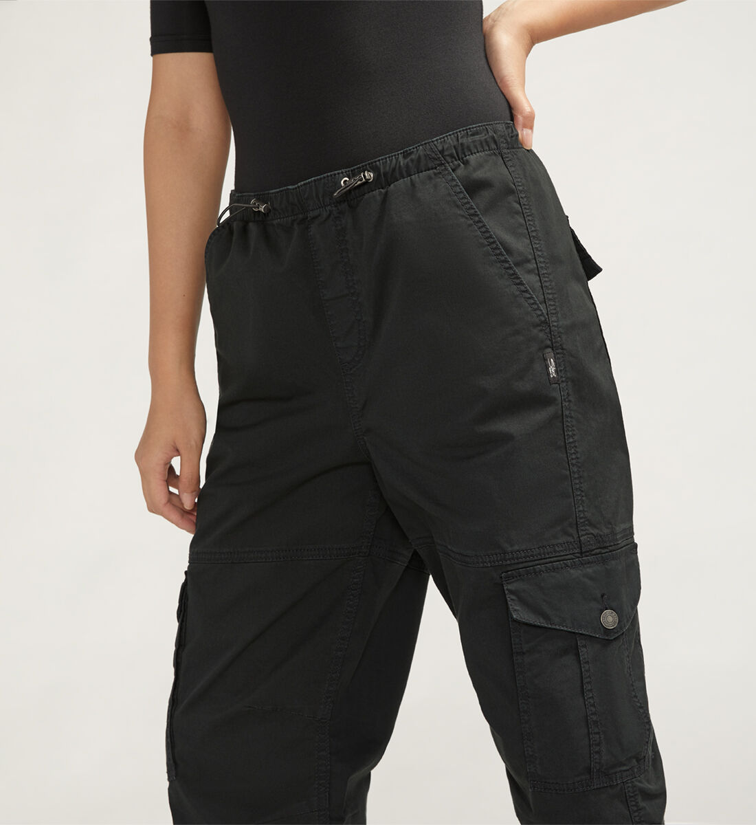 Buy Parachute Cargo Pant for USD 74.00 | Silver Jeans US New