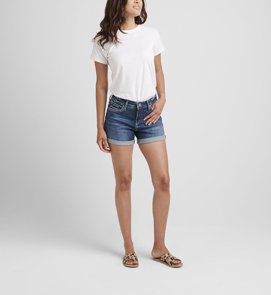 Buy Elyse Mid Rise Short for USD 54.00 | Silver Jeans US New