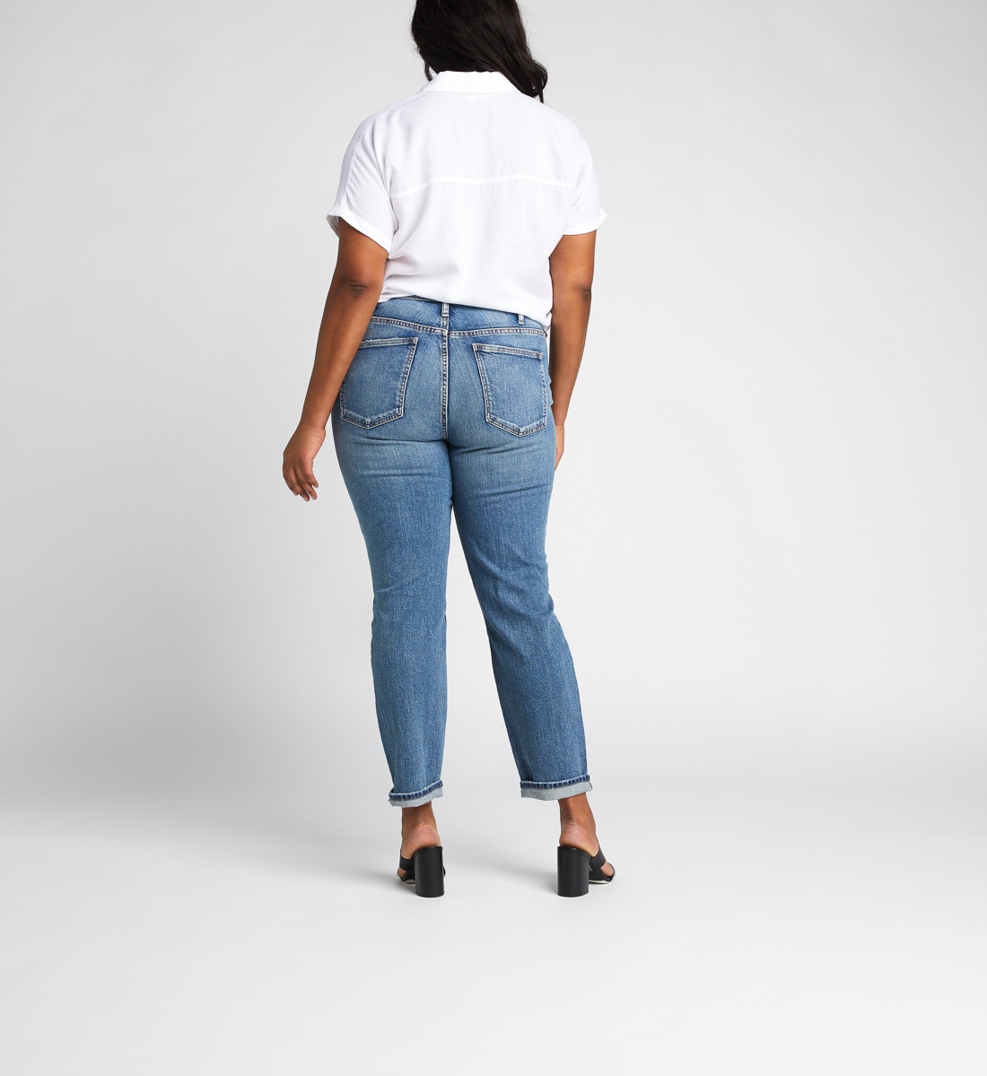 tapered leg jeans