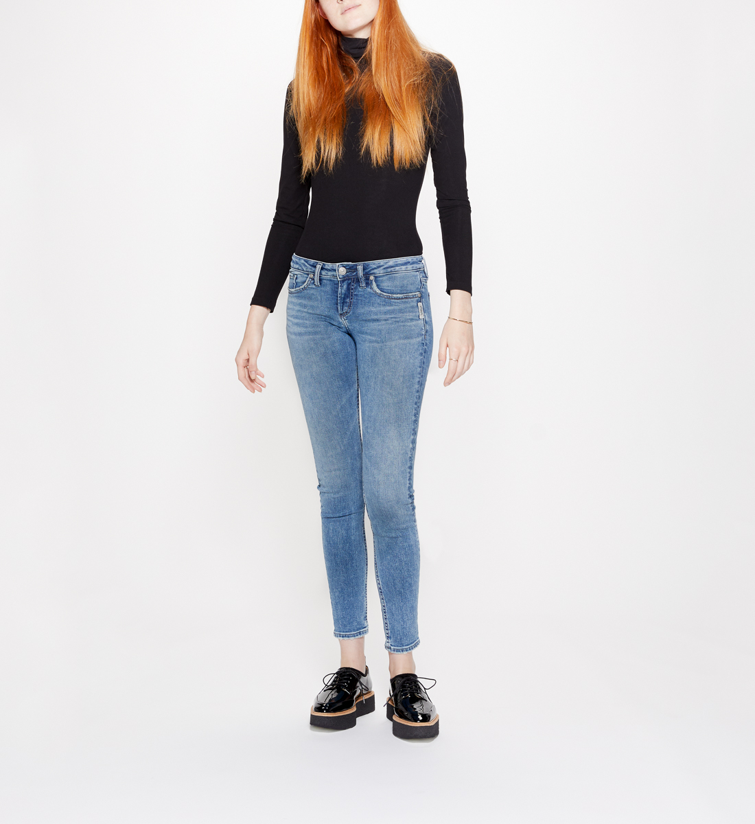 low rise skinny leg jeans