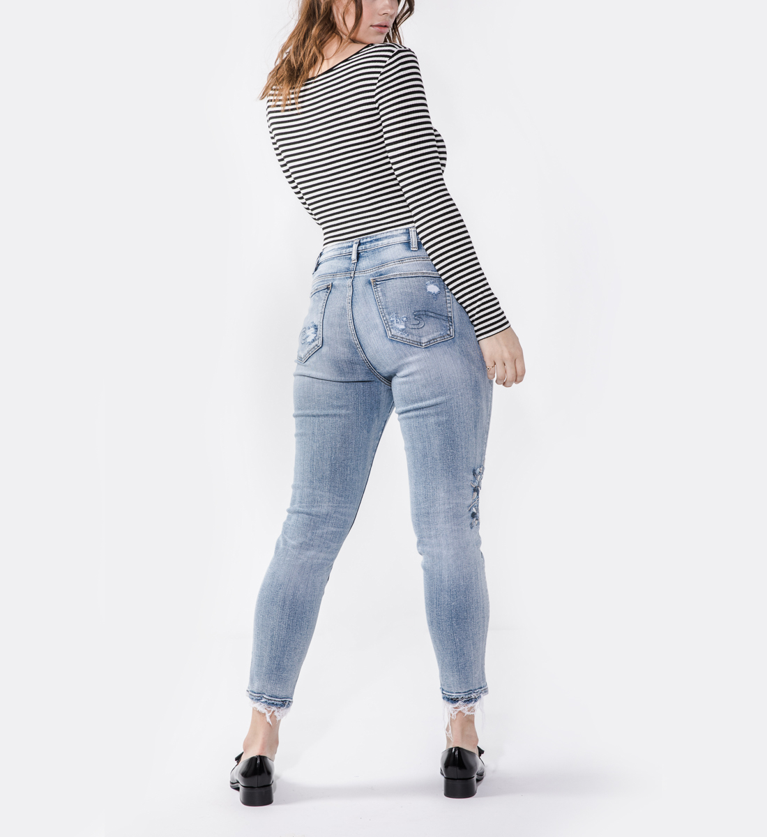 Izzy Plus Size Ankle Embroidered Skinny Jean | Silver Jeans