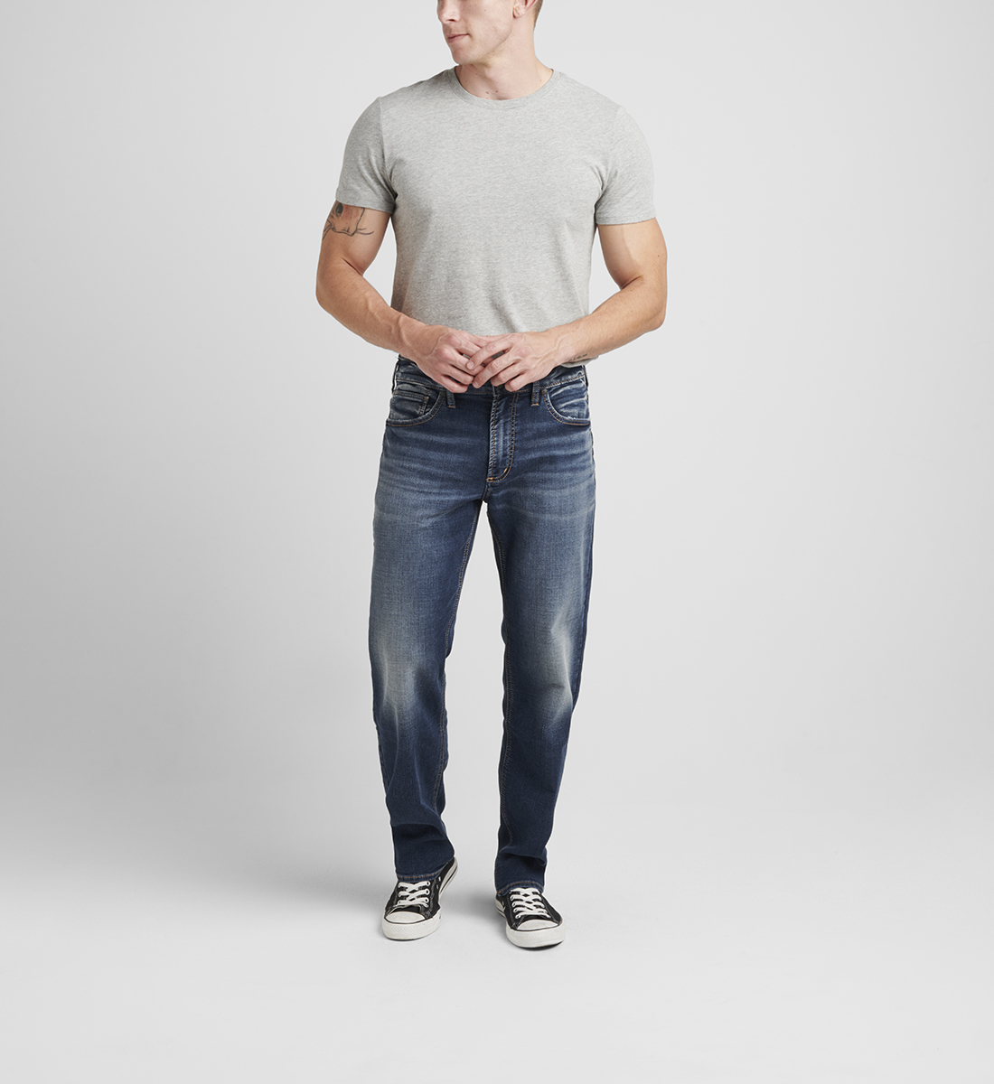 tapered athletic jeans